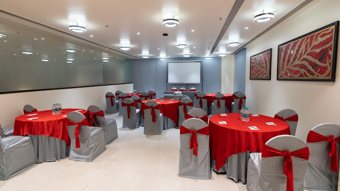 7 APPLE HOTEL AURANGABAD